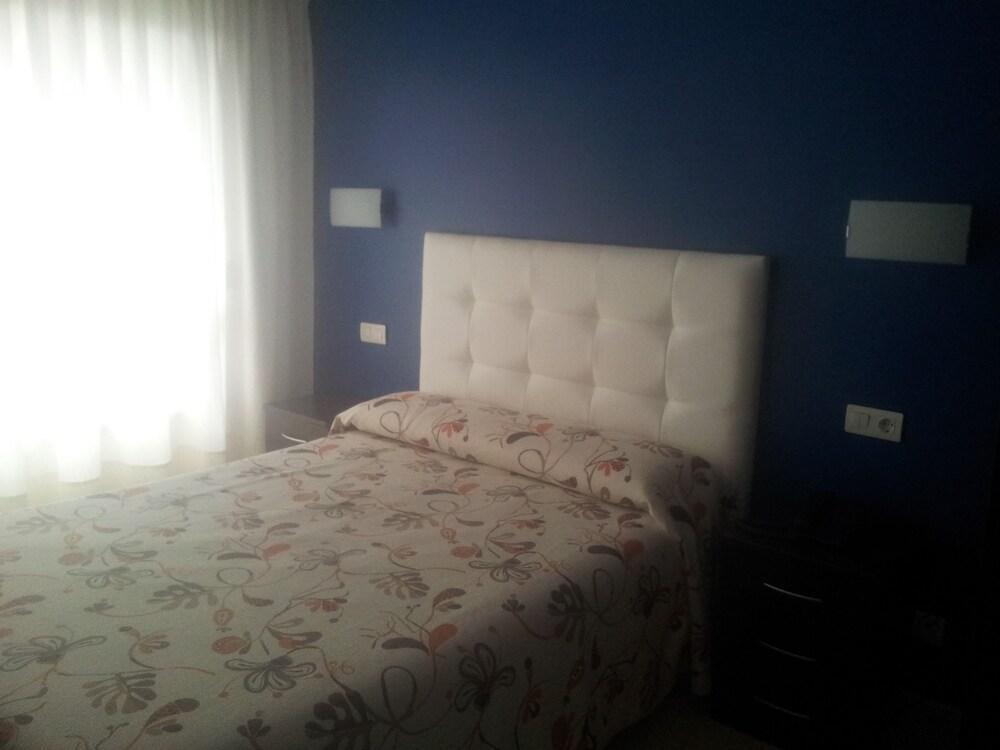 Hotel Artxanda Bilbao, Parking Gratuito En El Exterior Junto Al Hotel (Adults Only) Ngoại thất bức ảnh