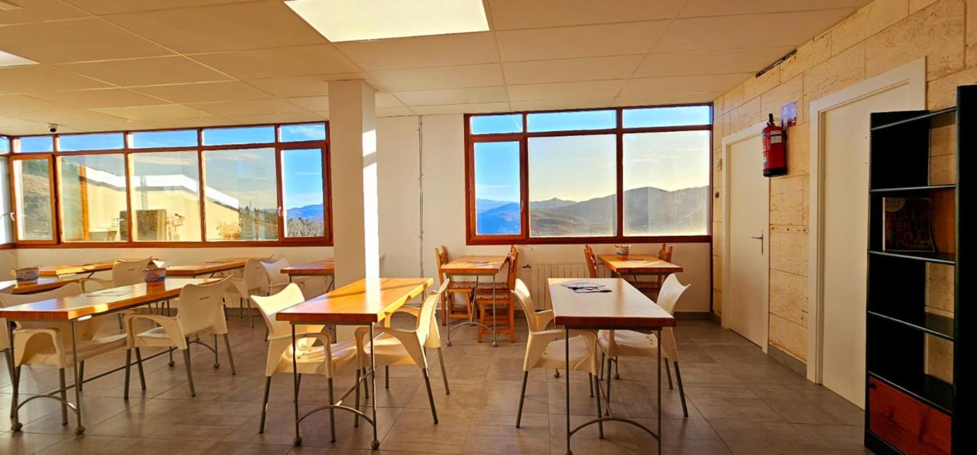 Hotel Artxanda Bilbao, Parking Gratuito En El Exterior Junto Al Hotel (Adults Only) Ngoại thất bức ảnh