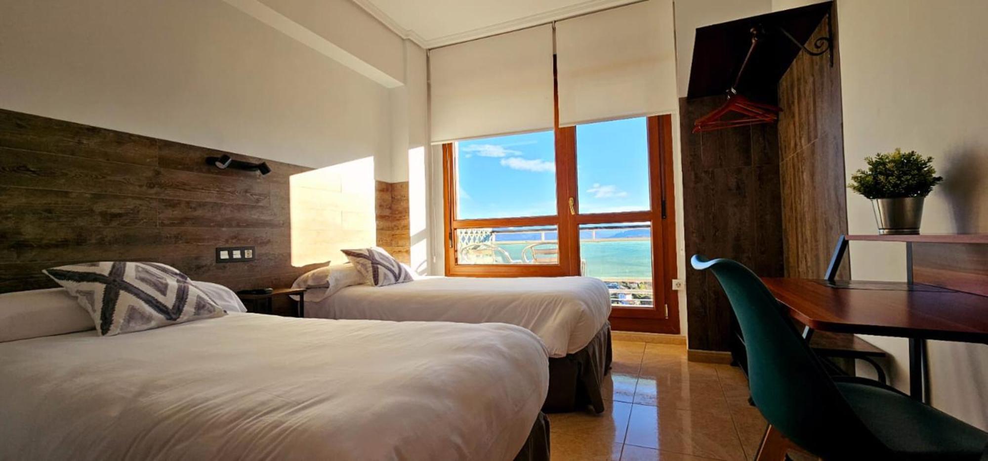 Hotel Artxanda Bilbao, Parking Gratuito En El Exterior Junto Al Hotel (Adults Only) Ngoại thất bức ảnh
