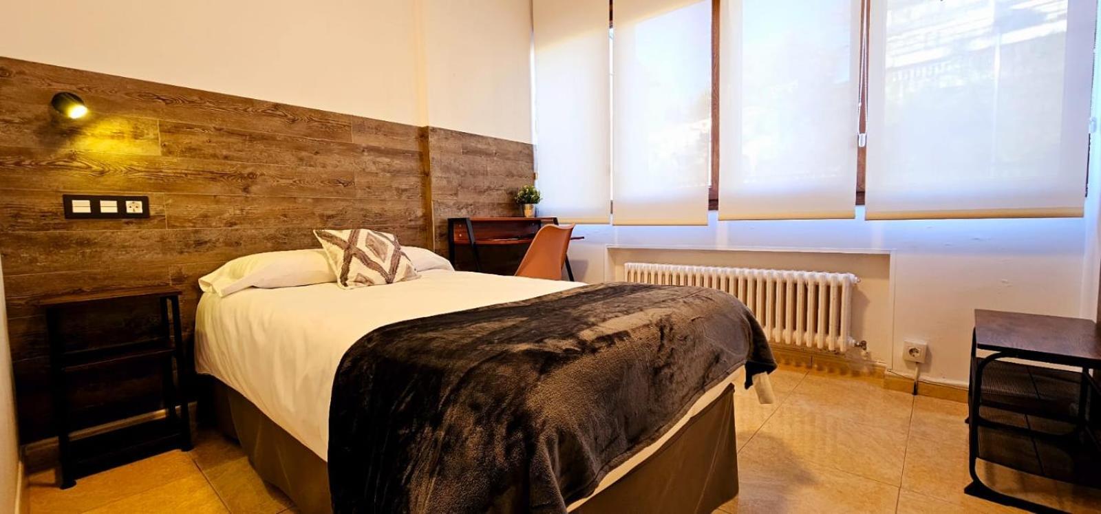Hotel Artxanda Bilbao, Parking Gratuito En El Exterior Junto Al Hotel (Adults Only) Ngoại thất bức ảnh