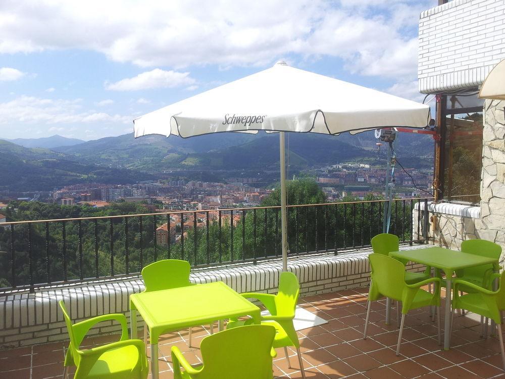 Hotel Artxanda Bilbao, Parking Gratuito En El Exterior Junto Al Hotel (Adults Only) Ngoại thất bức ảnh